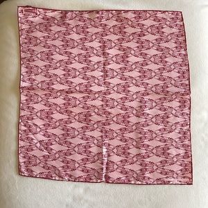 Turnbull & Asser NWOT one of a kind pocket square.